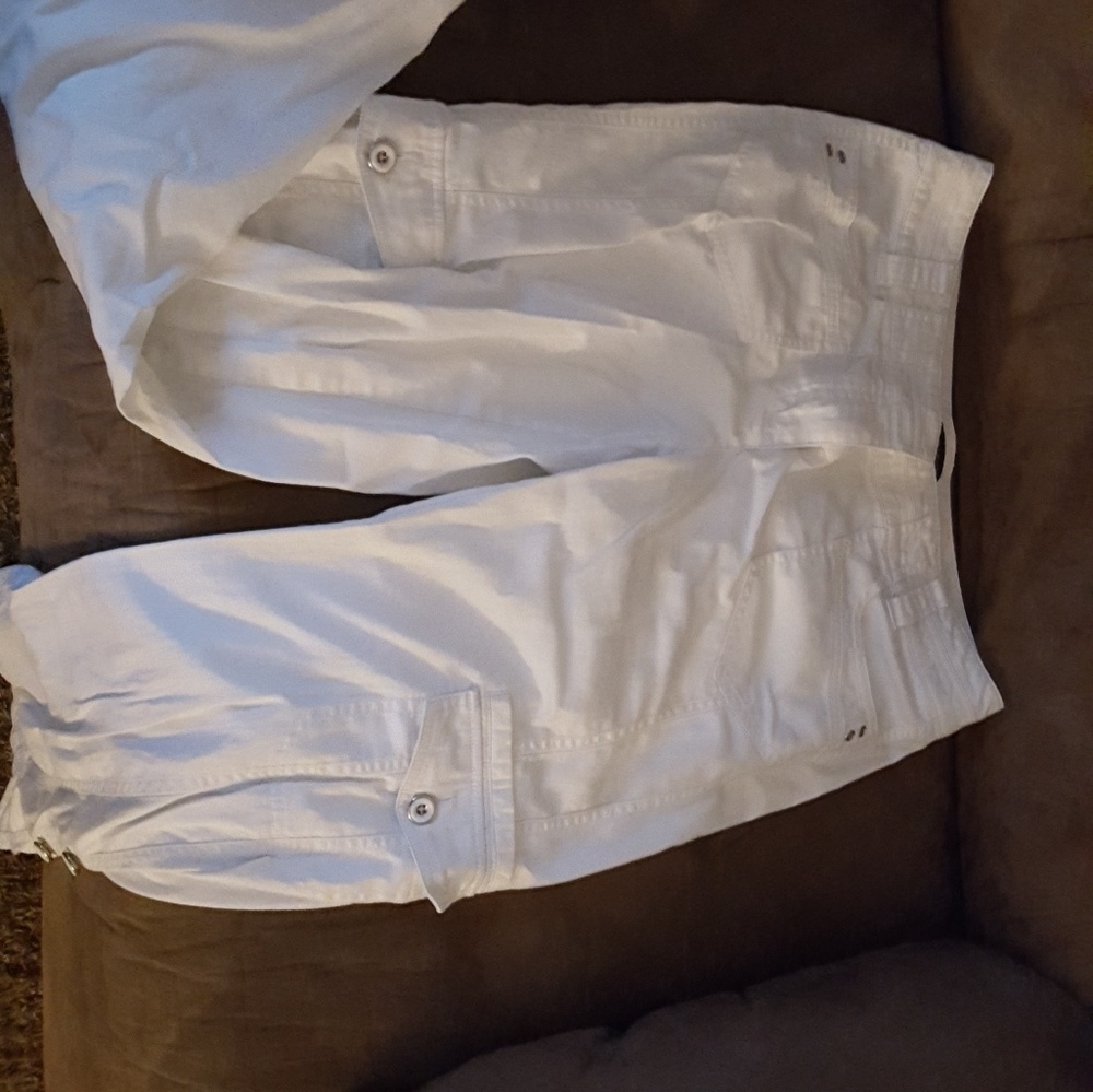 White Pants with cargo pockets